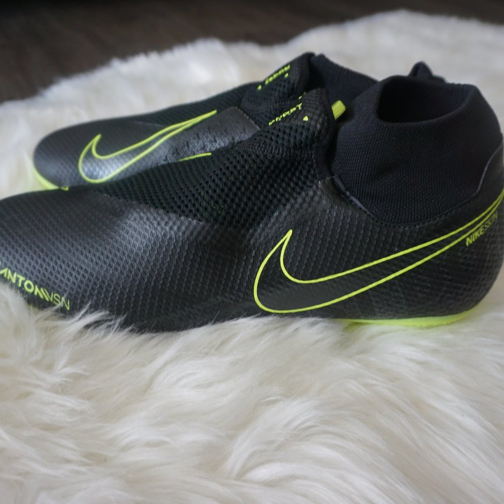 Nike Phantom Vision Pro DF FG Men’s Soccer Cleats - Picture 4 of 7